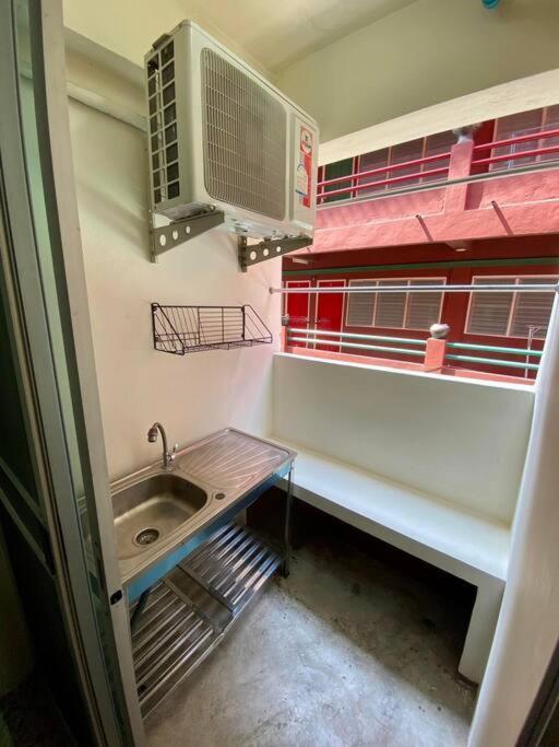 公寓 Ratanawong Place 801 *